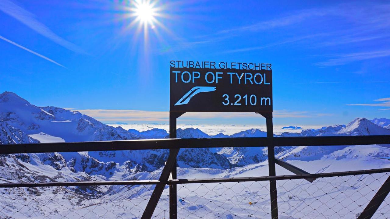 Hotel Montana Telfes im Stubai Exterior foto